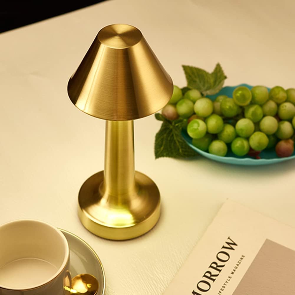 Lámpara de mesa LED dorada